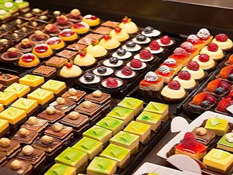 Immagine 12 di Attività commerciale in vendita  in PIAZZA BECCARIA 5R a Firenze