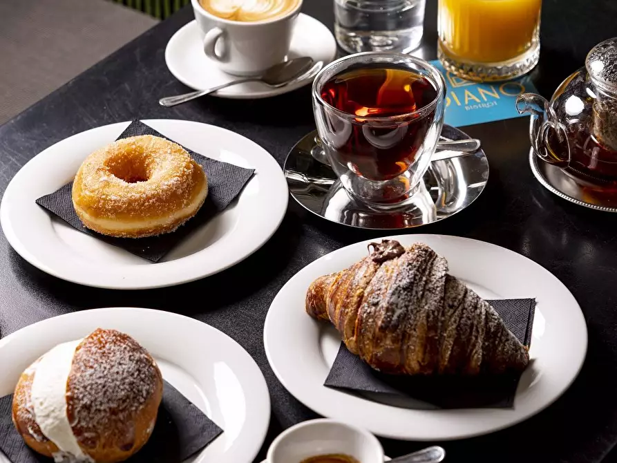 Immagine 15 di Attività commerciale in vendita  in PIAZZA BECCARIA 5R a Firenze