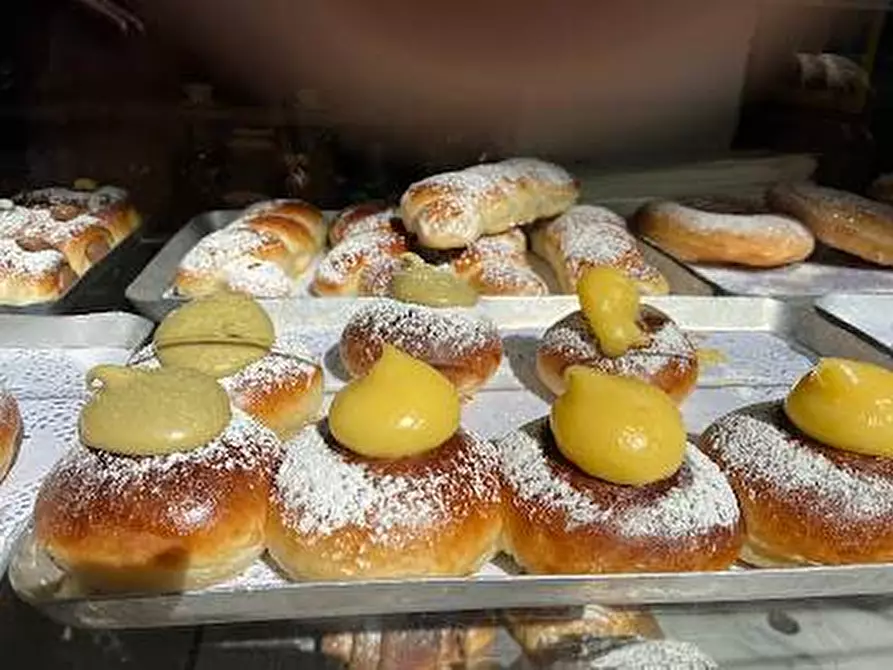 Immagine 2 di Attività commerciale in vendita  in Borgo Ognissanti 62r a Firenze