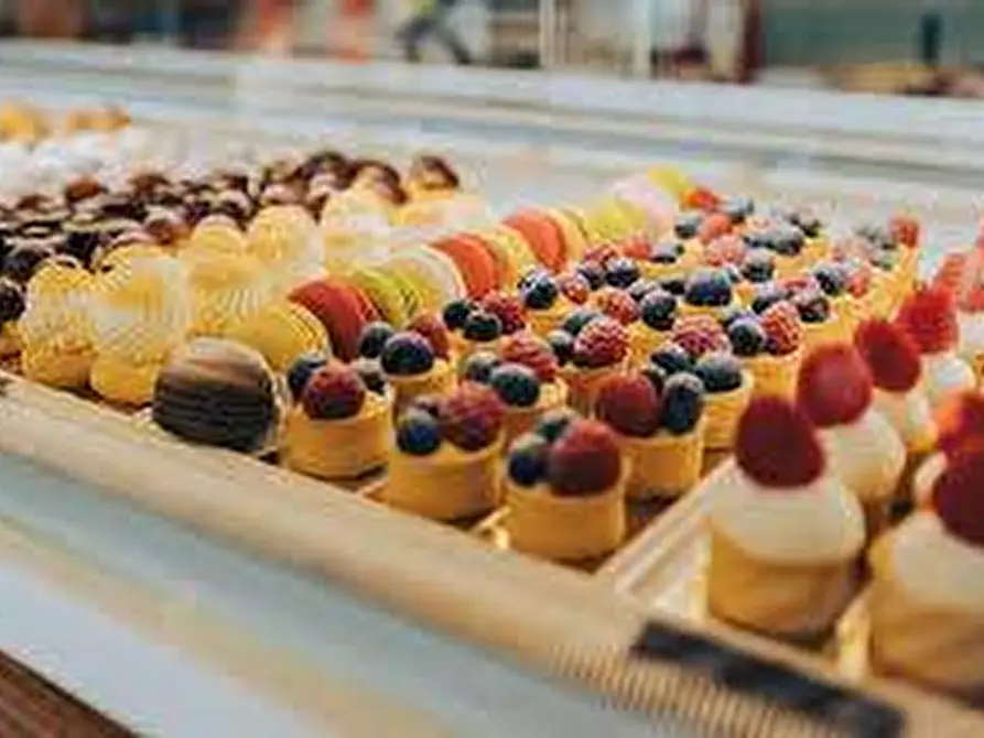 Immagine 9 di Attività commerciale in vendita  in Borgo Ognissanti 62r a Firenze