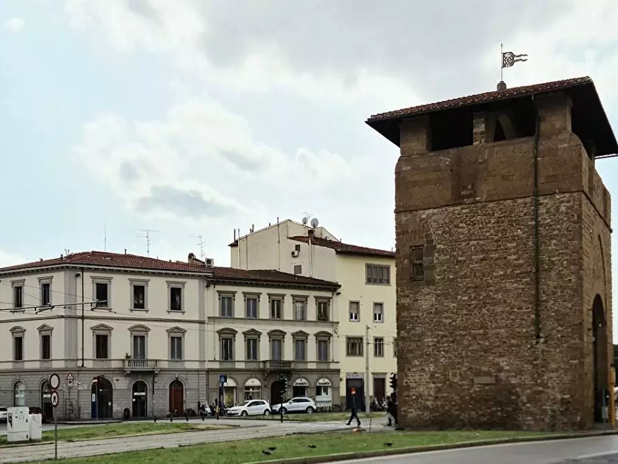 Immagine 1 di Locale commerciale in affitto  in Piazzale Della Porta Al Prato a Firenze
