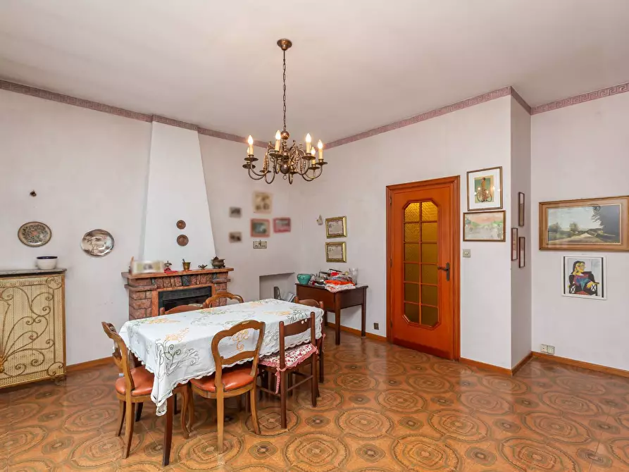 Immagine 9 di Appartamento in vendita  in Via Val Della Torre a Torino