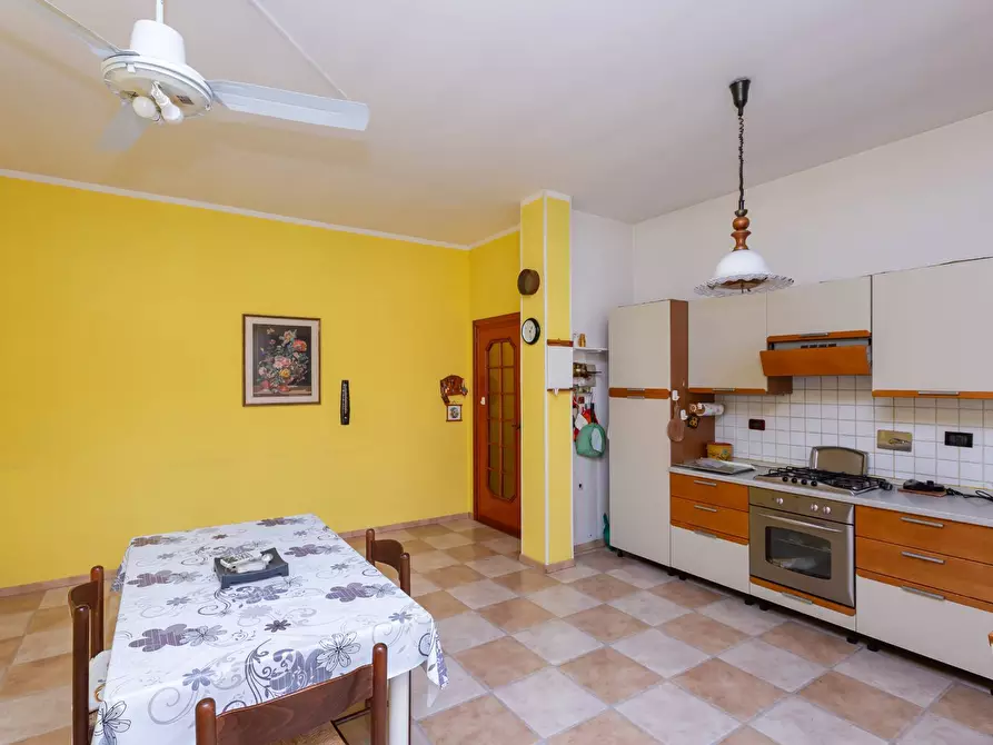 Immagine 12 di Appartamento in vendita  in Via Val Della Torre a Torino