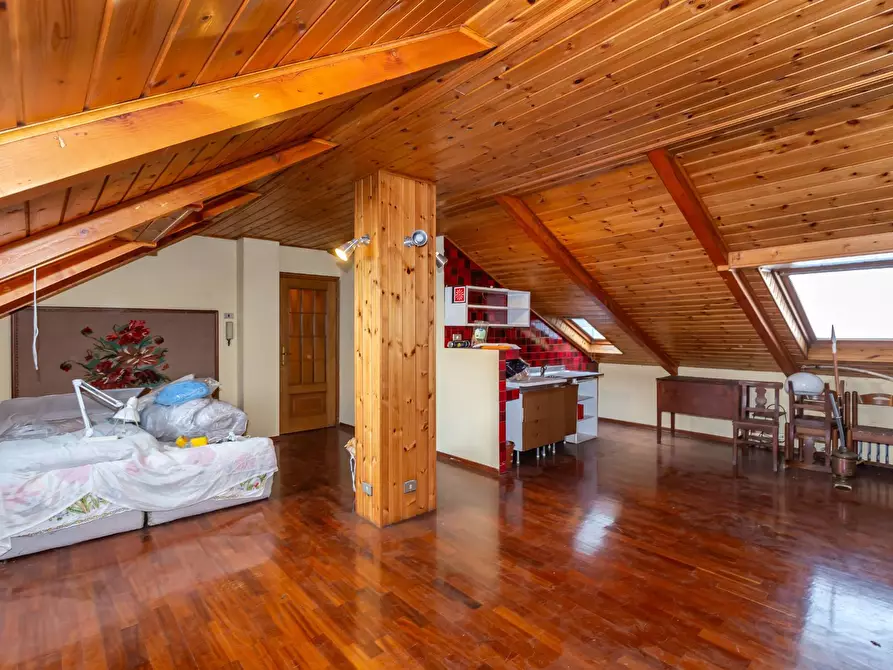 Immagine 25 di Appartamento in vendita  in Via Val Della Torre a Torino