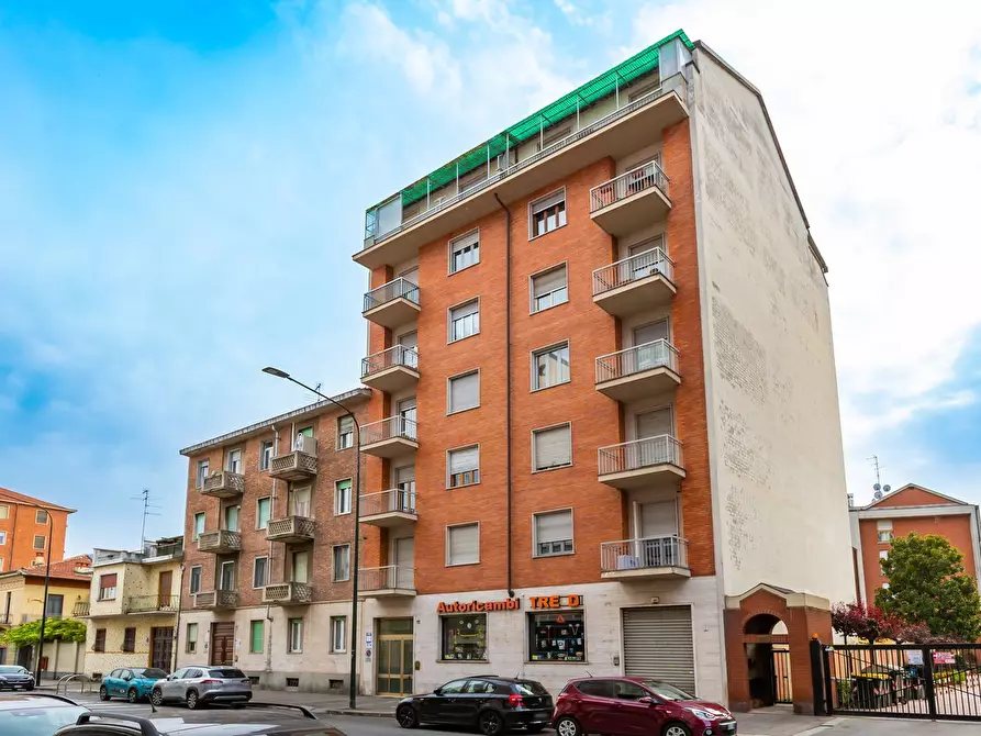 Immagine 1 di Appartamento in vendita  in Val della Torre 111 a Torino