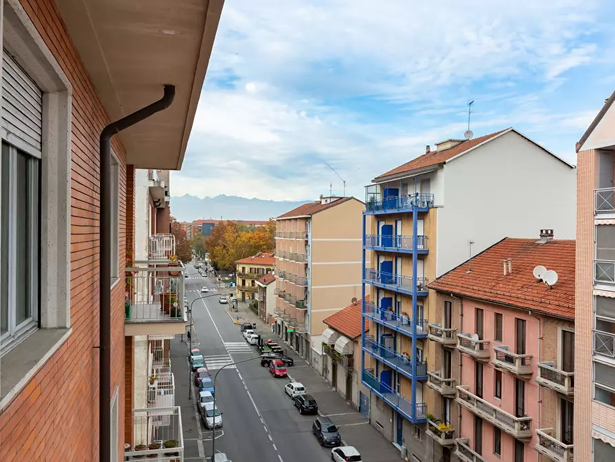 Immagine 15 di Appartamento in vendita  in Val della Torre 111 a Torino