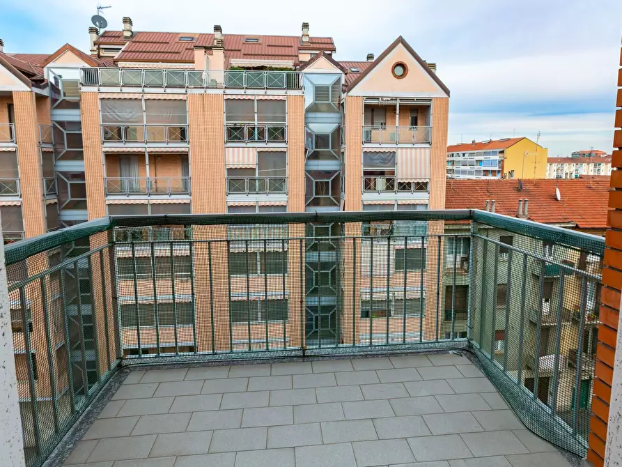 Immagine 14 di Appartamento in vendita  in Val della Torre 111 a Torino