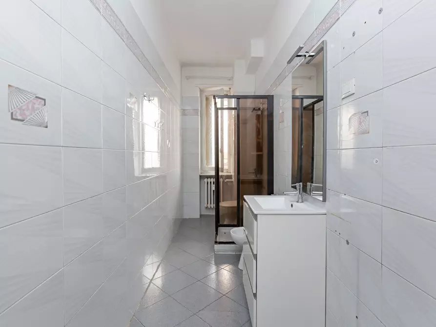 Immagine 25 di Appartamento in vendita  in Val della Torre 111 a Torino