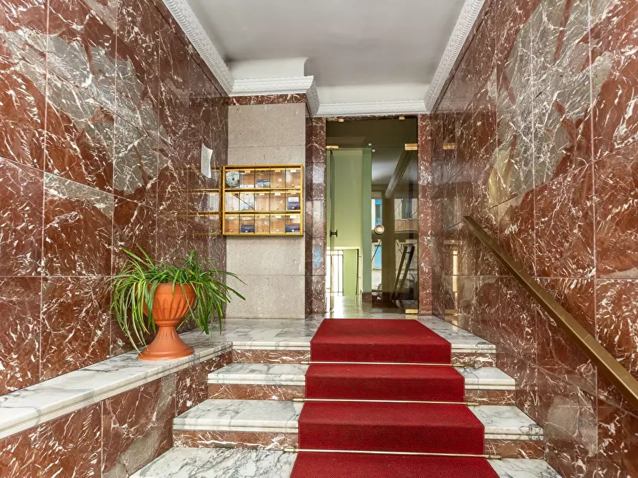 Immagine 4 di Appartamento in vendita  in Giosuè Borsi 74 a Torino