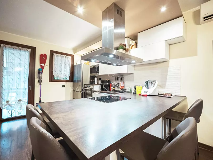 Immagine 5 di Villetta a schiera in vendita  a Segrate