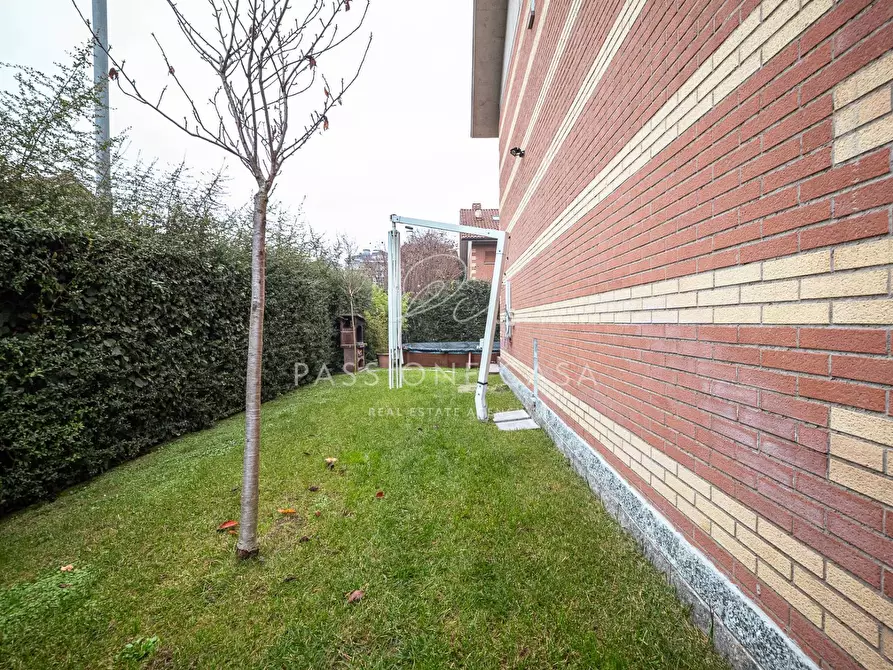 Immagine 26 di Villetta a schiera in vendita  a Segrate