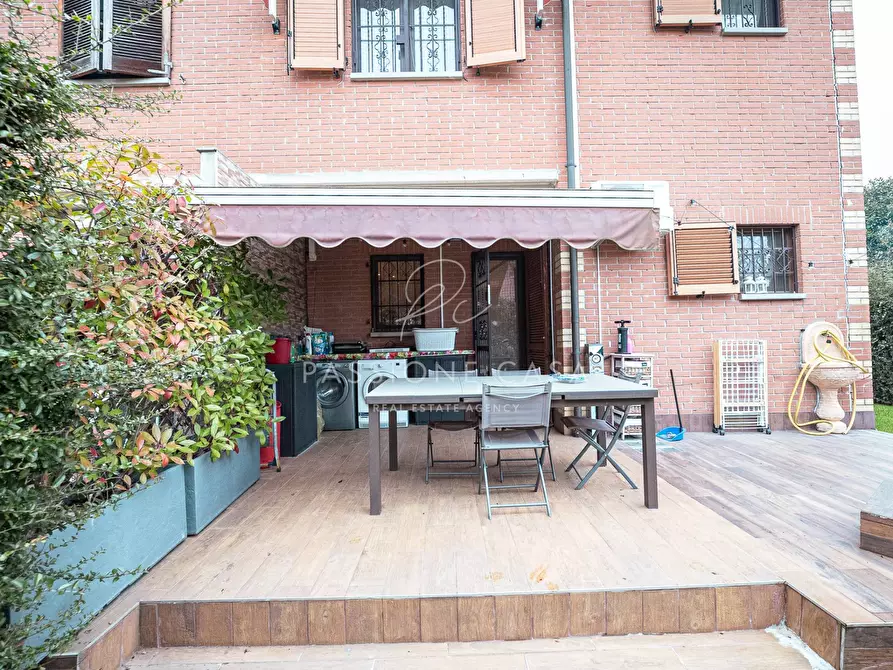 Immagine 28 di Villetta a schiera in vendita  a Segrate