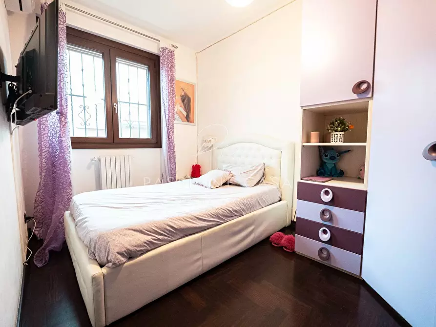 Immagine 10 di Villetta a schiera in vendita  a Segrate