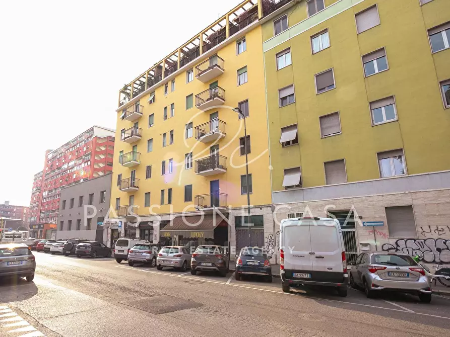 Immagine 10 di Appartamento in vendita  in via Negroli 39 a Milano