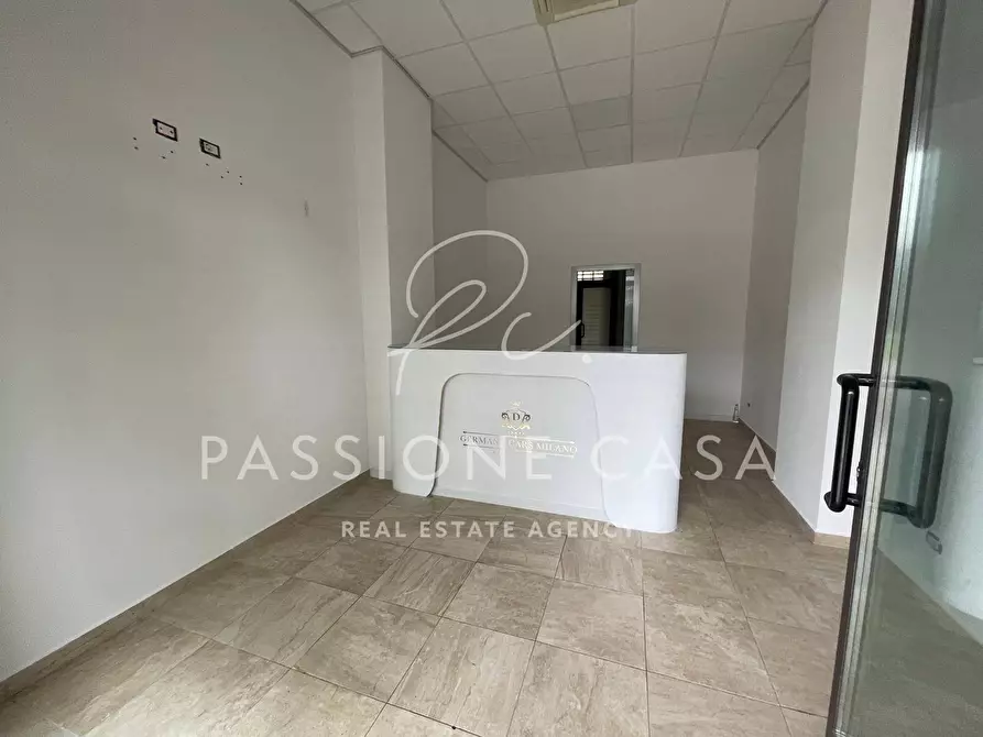 Immagine 6 di Negozio in affitto  in via Roma 23 a Segrate