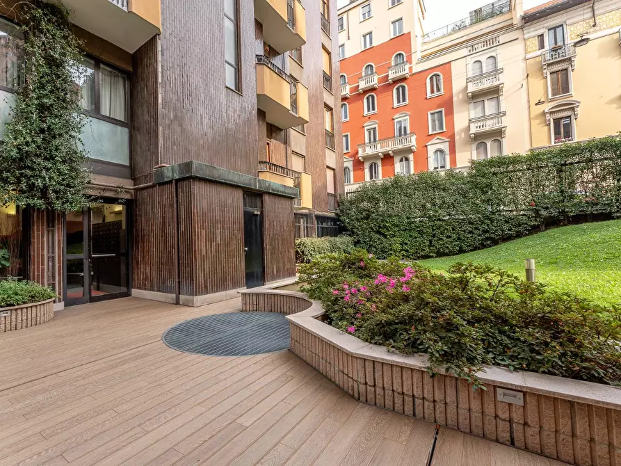 Immagine 5 di Appartamento in vendita  in Via Giovanni Bellezza 11 a Milano