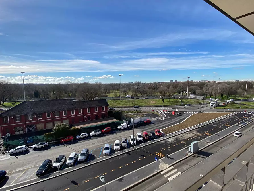Immagine 21 di Appartamento in affitto  in Via Giovanni Battista Cassinis 77 a Milano