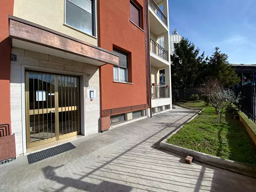 Immagine 23 di Appartamento in affitto  in Via Giovanni Battista Cassinis 77 a Milano