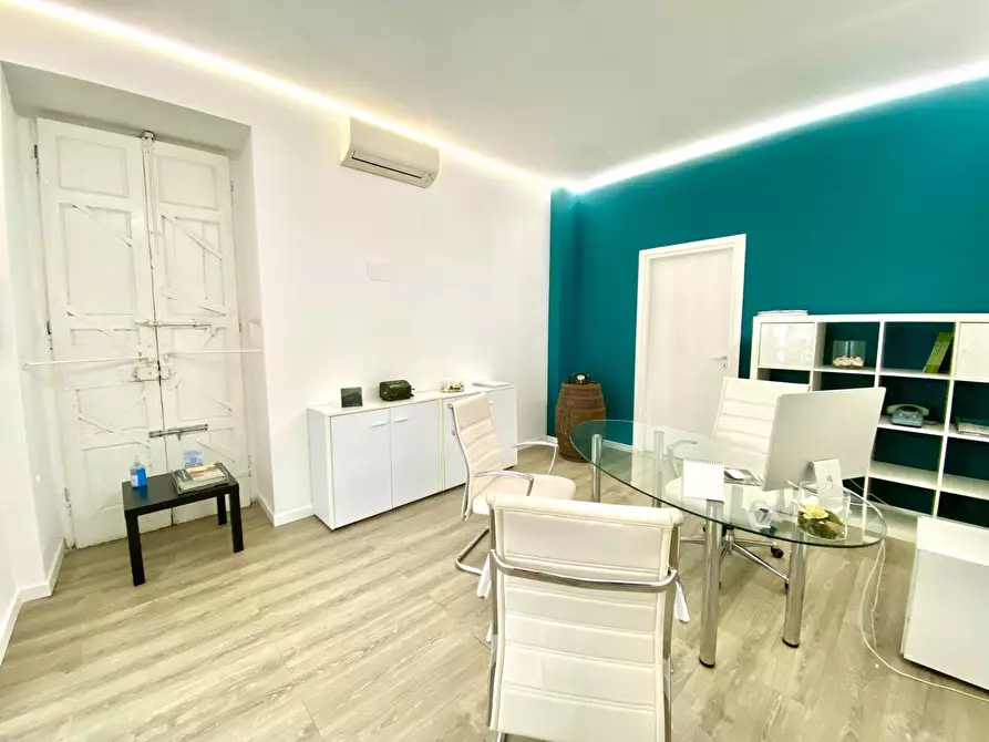 Immagine 7 di Locale commerciale in vendita  in Viale Monte Nero 19 a Milano