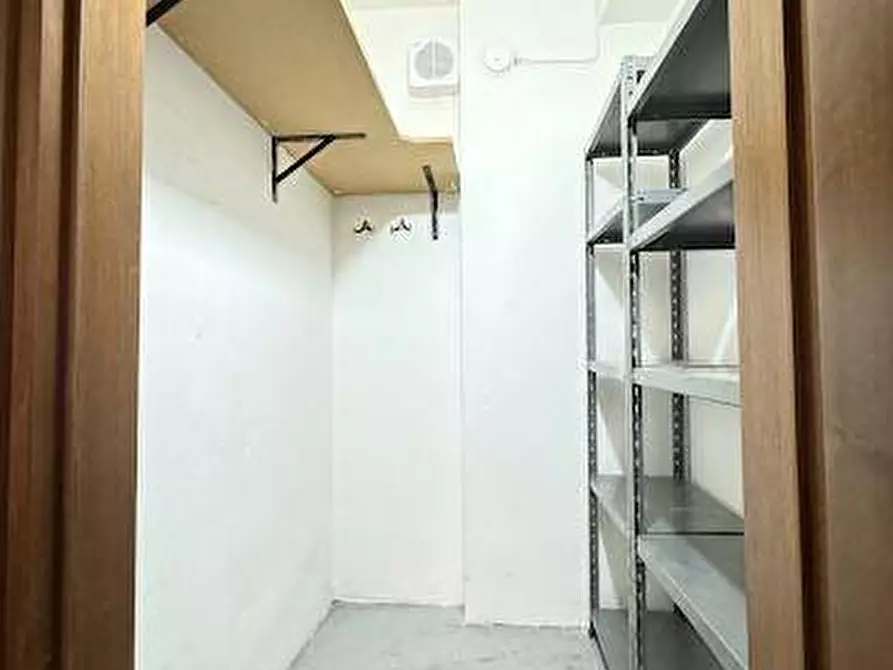 Immagine 25 di Appartamento in vendita  in Viale Toscana 11 a Milano