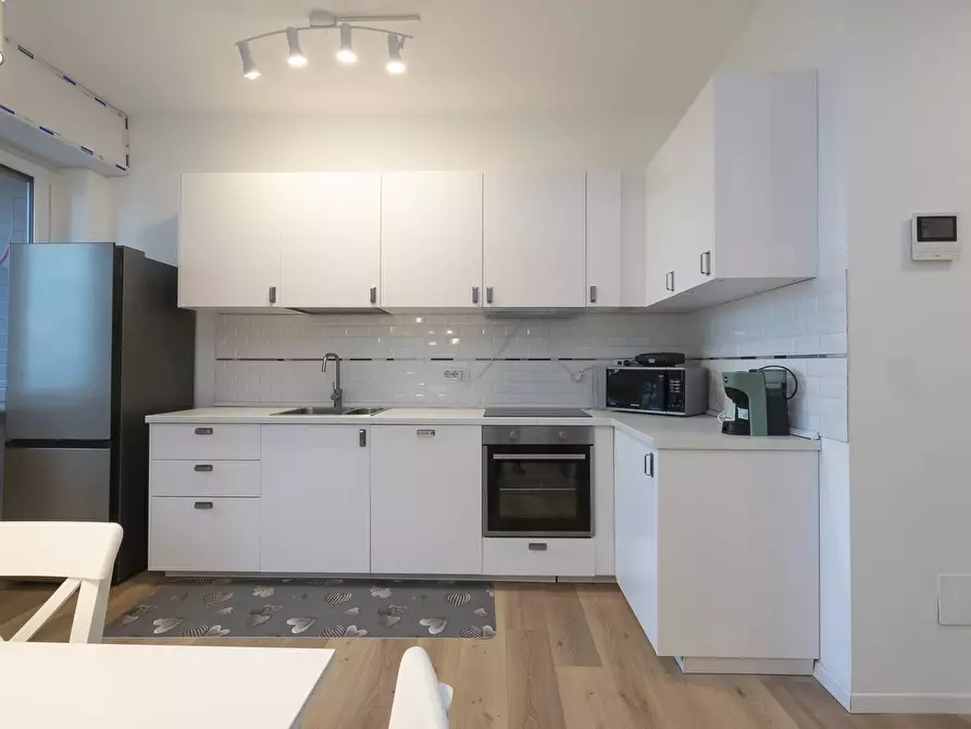 Immagine 2 di Appartamento in vendita  in Via Giambellino 131/3 a Milano