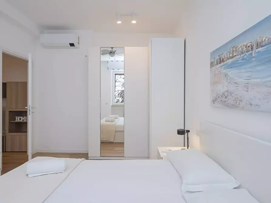 Immagine 16 di Appartamento in vendita  in Via Giambellino 131/3 a Milano