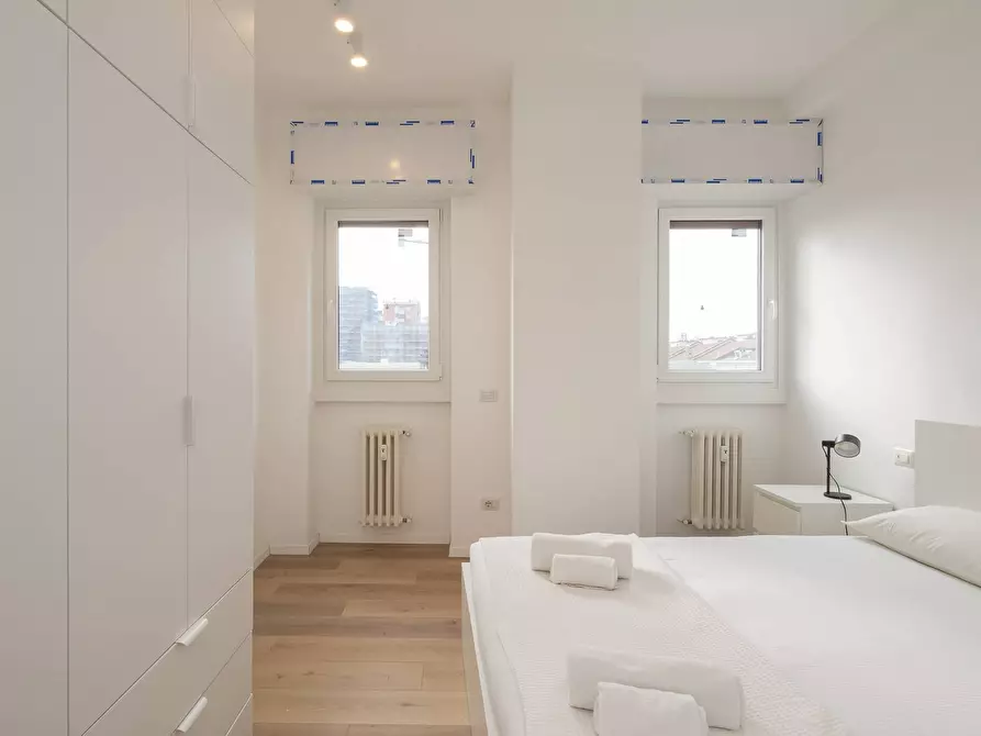 Immagine 19 di Appartamento in vendita  in Via Giambellino 131 a Milano
