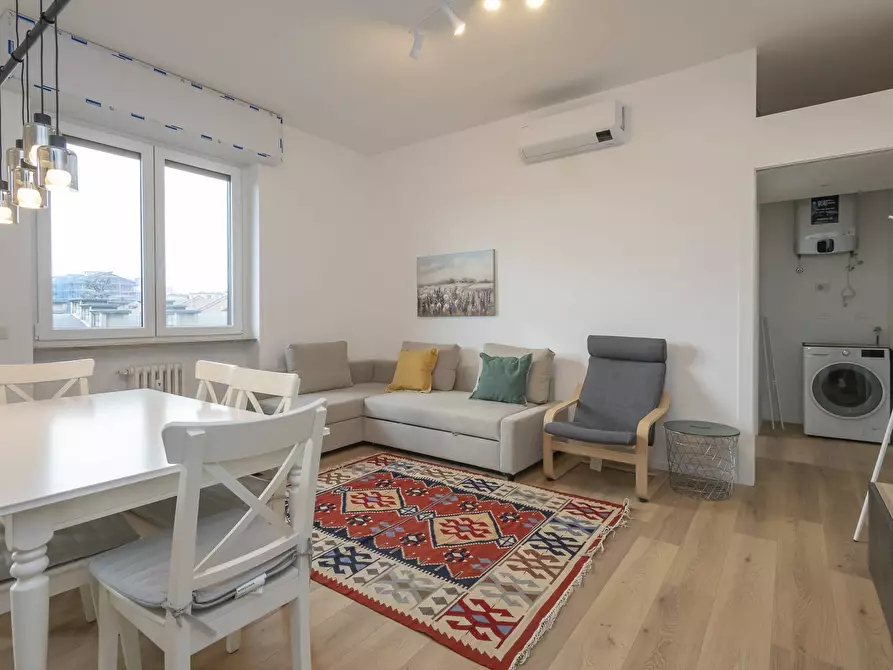 Immagine 1 di Appartamento in vendita  in Via Giambellino 131 a Milano