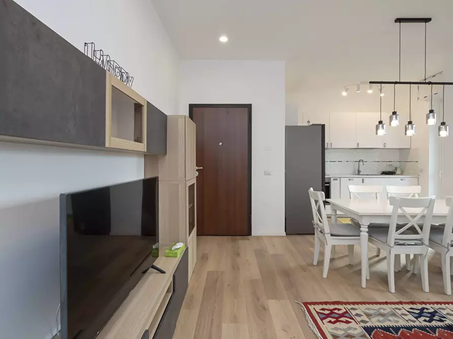 Immagine 8 di Appartamento in vendita  in Via Giambellino 131 a Milano
