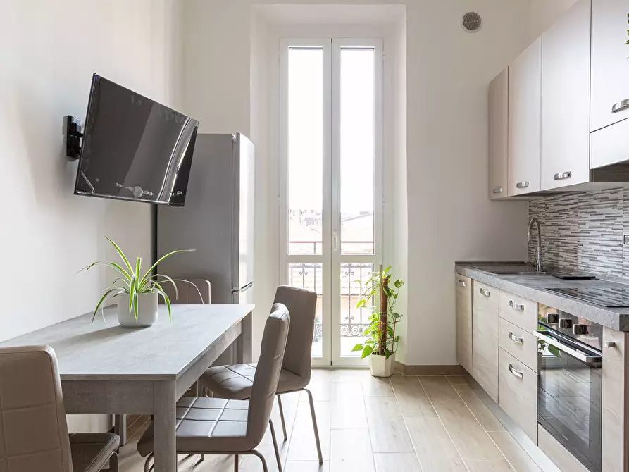 Immagine 4 di Appartamento in vendita  in Via Degli Imbriani 27 a Milano