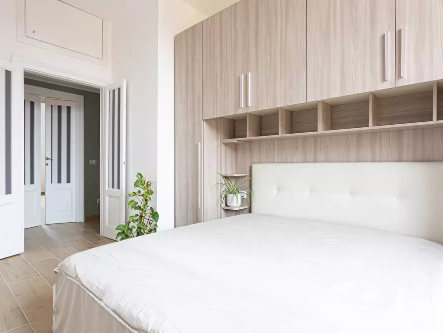 Immagine 13 di Appartamento in vendita  in Via Degli Imbriani 27 a Milano