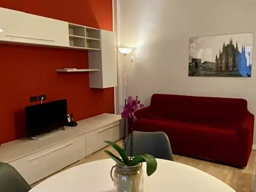 Immagine 5 di Appartamento in affitto  in Via Macedonio Melloni 17 a Milano