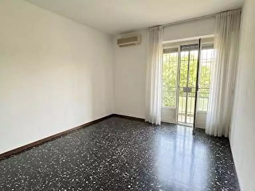 Immagine 9 di Appartamento in vendita  in Viale Toscana 11 a Milano