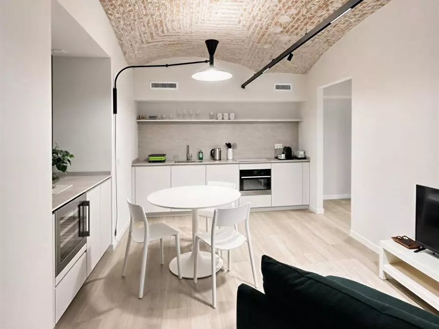 Immagine 3 di Ufficio in vendita  in Viale Bligny 29 a Milano