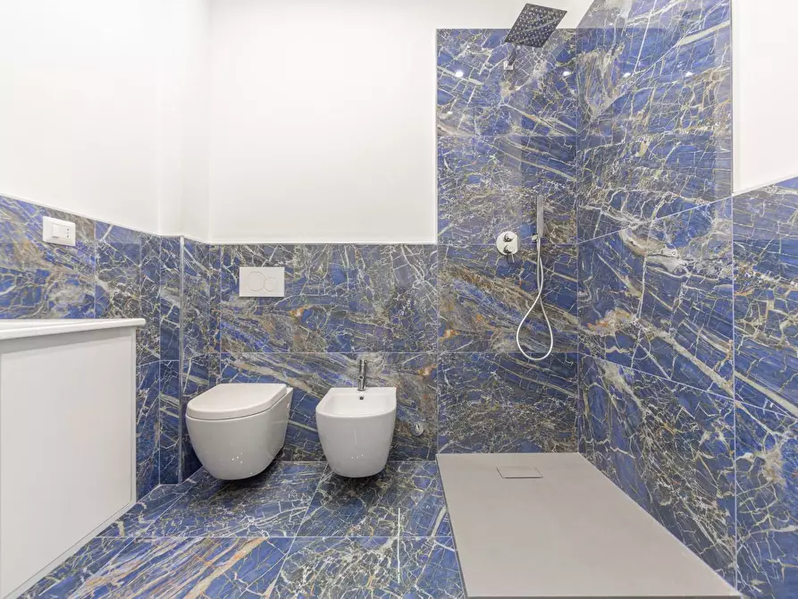 Immagine 13 di Appartamento in vendita  in Viale Enrico Martini 9 a Milano