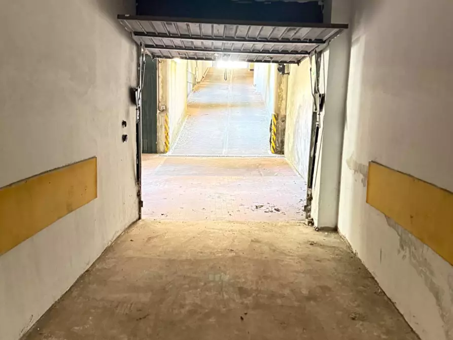 Immagine 5 di Box auto in vendita  in Via Cesare Balbo 11 a Milano
