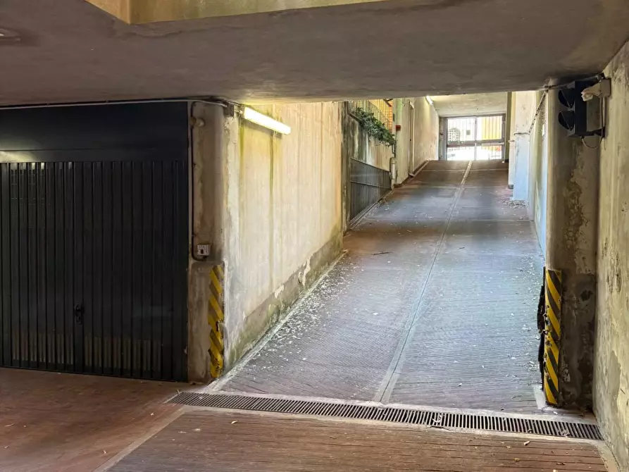 Immagine 15 di Box auto in vendita  in Via Cesare Balbo 11 a Milano