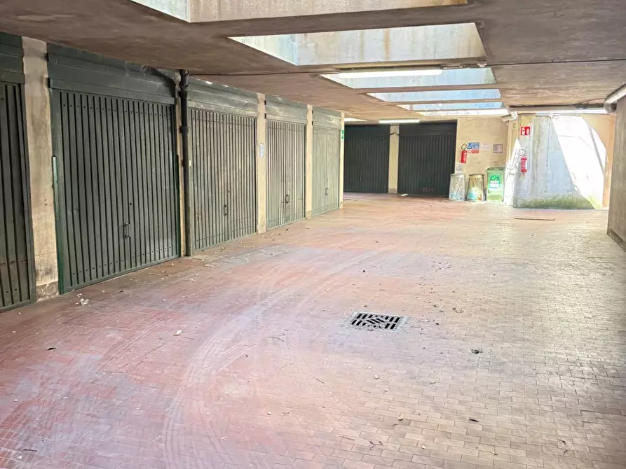 Immagine 17 di Box auto in vendita  in Via Cesare Balbo 11 a Milano