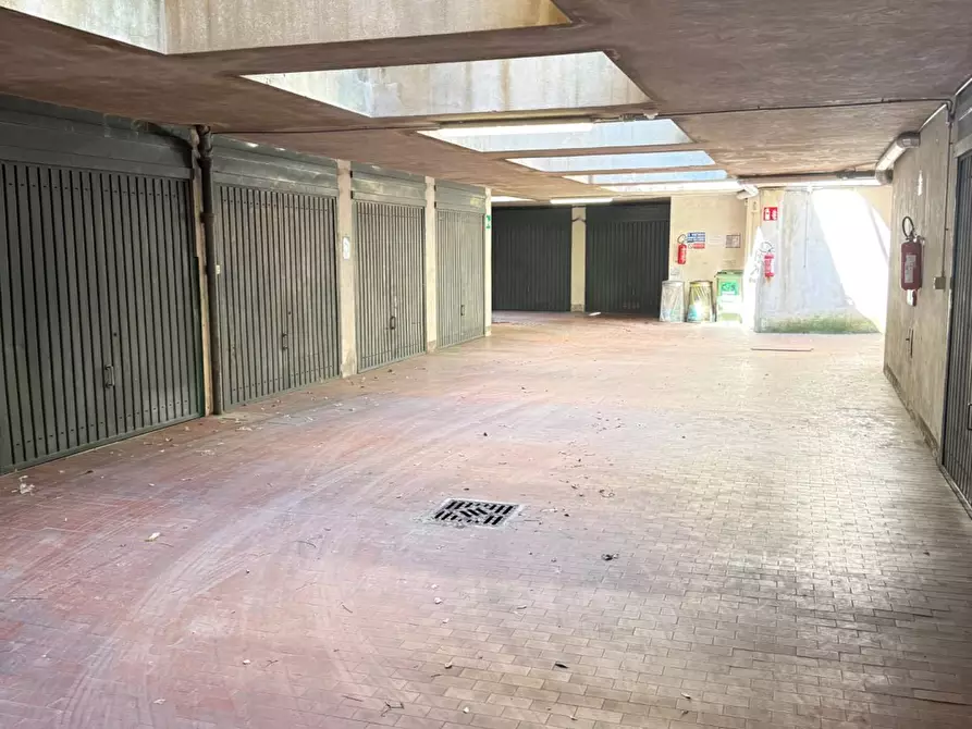 Immagine 18 di Box auto in vendita  in Via Cesare Balbo 11 a Milano