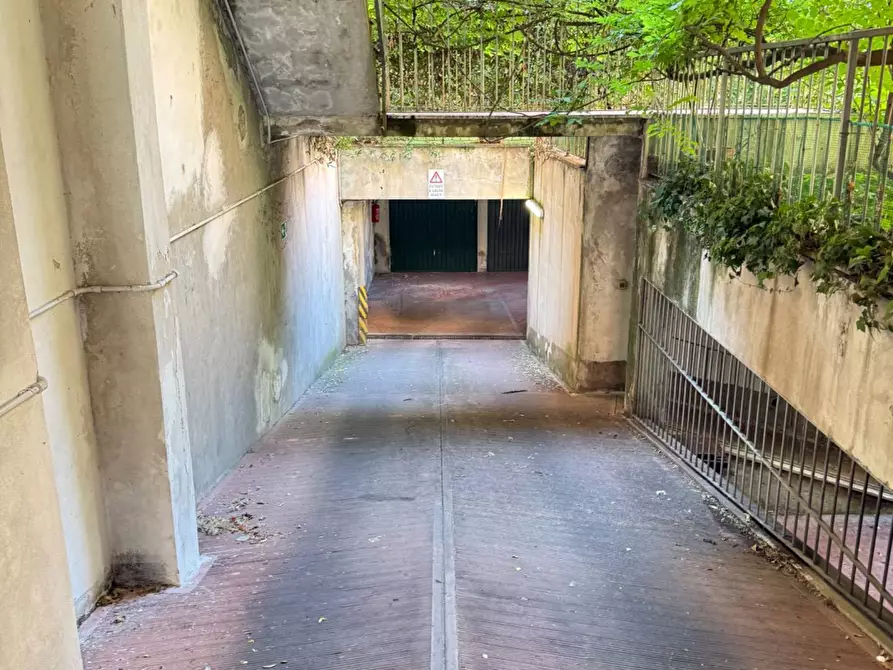 Immagine 25 di Box auto in vendita  in Via Cesare Balbo 11 a Milano