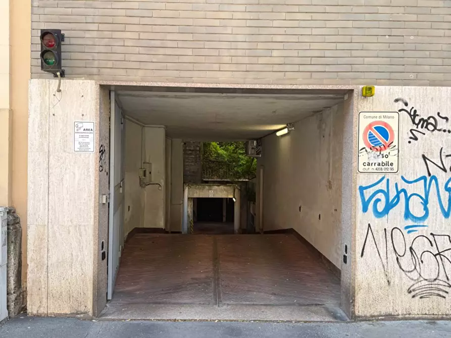 Immagine 27 di Box auto in vendita  in Via Cesare Balbo 11 a Milano
