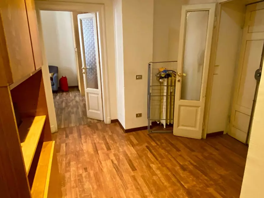 Immagine 10 di Appartamento in vendita  in Via Degli Imbriani 27 a Milano