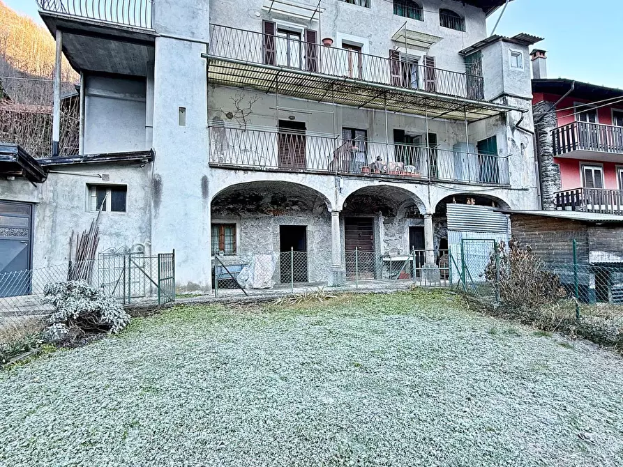 Immagine 1 di Villa in vendita  in Frazione Brugarolo 38 a Cravagliana