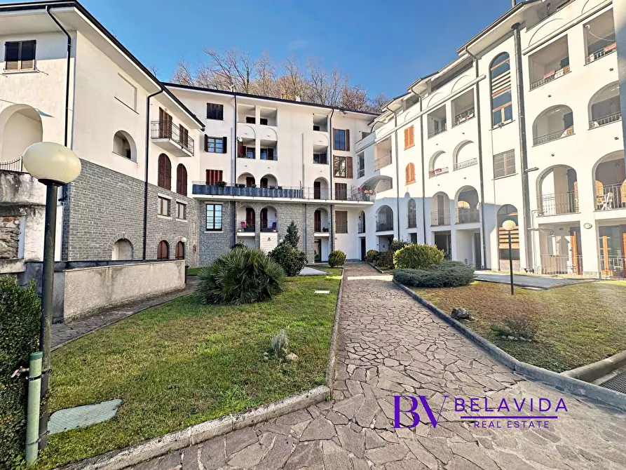 Immagine 22 di Appartamento in vendita  in Via Francesco Petrarca 1 a Pella