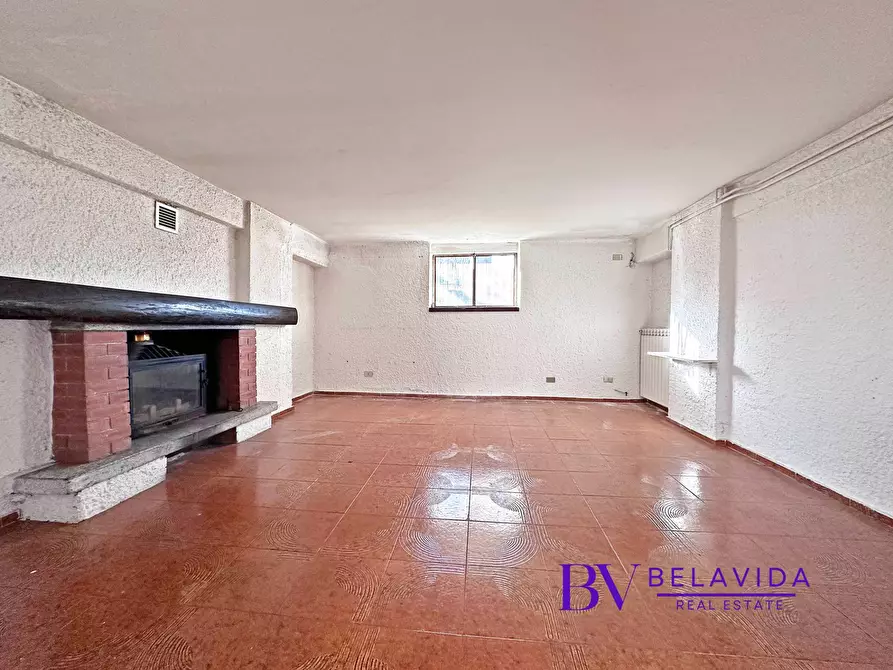 Immagine 24 di Villa in vendita  in Via Lussemburgo 49 a Ispra