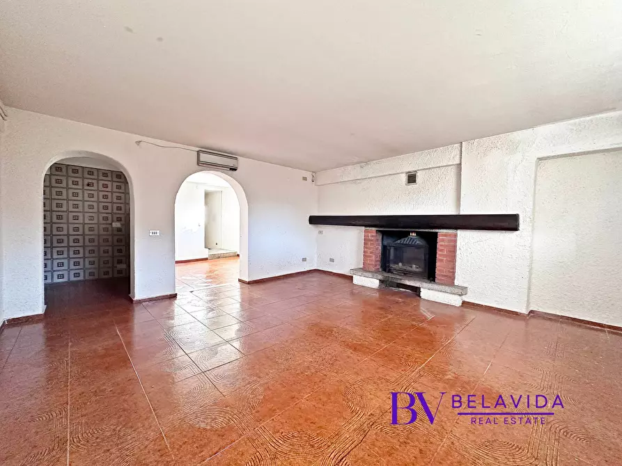 Immagine 22 di Villa in vendita  in Via Lussemburgo 49 a Ispra