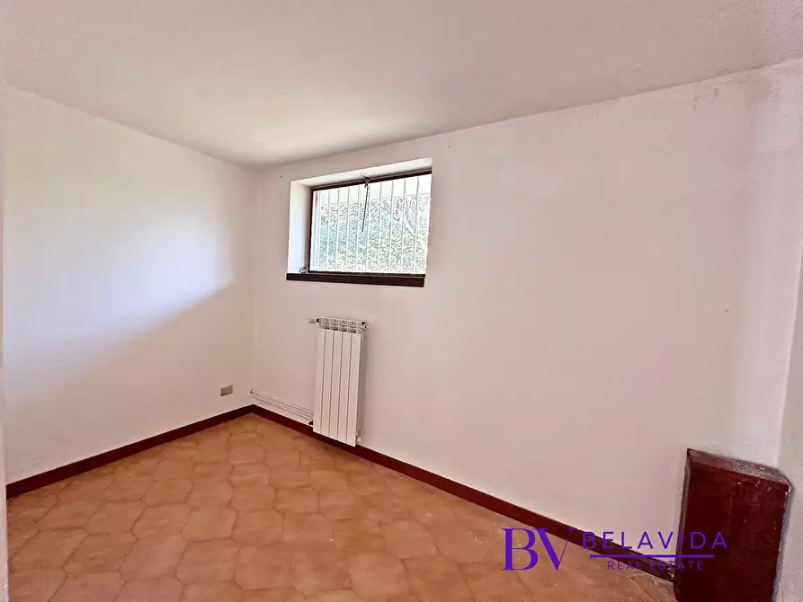 Immagine 23 di Villa in vendita  in Via Lussemburgo 49 a Ispra