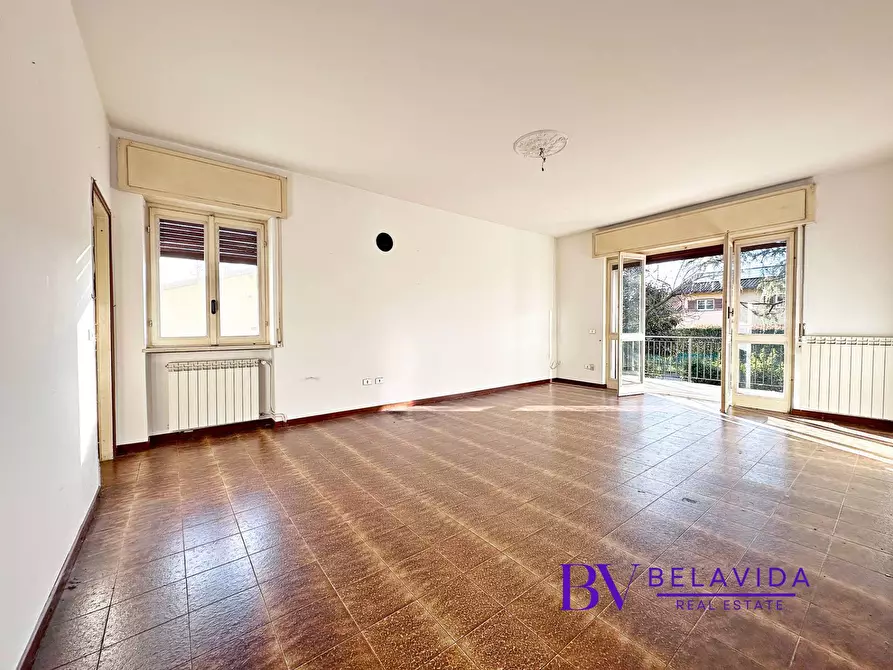 Immagine 2 di Villa in vendita  in Via Lussemburgo 49 a Ispra