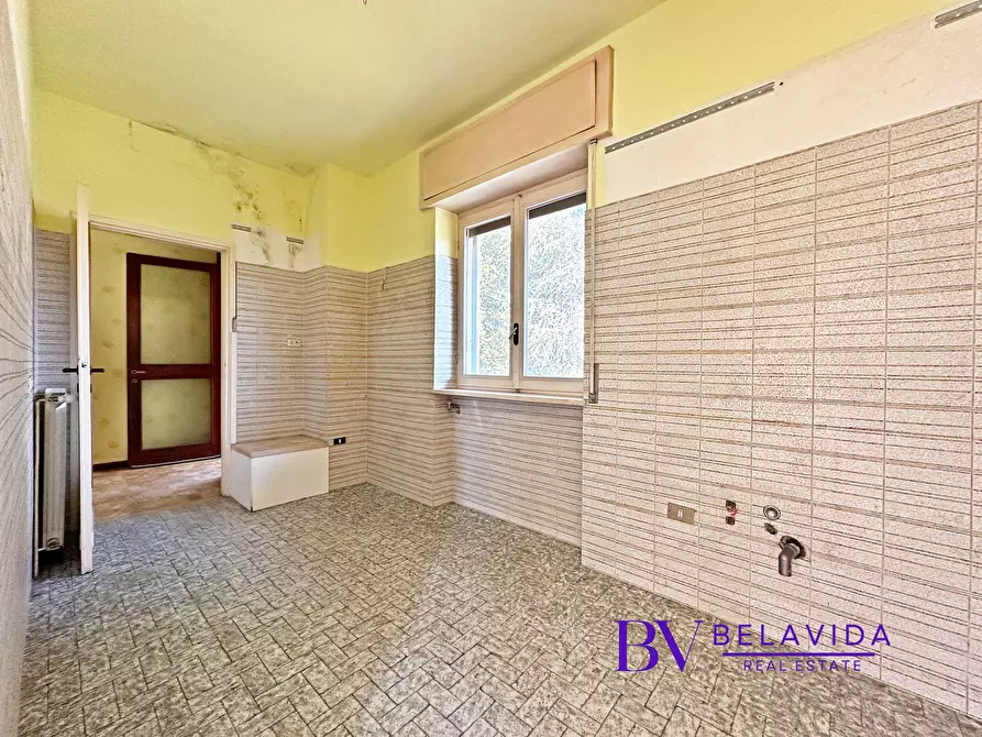 Immagine 5 di Villa in vendita  in Via Lussemburgo 49 a Ispra