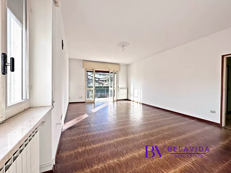 Immagine 3 di Villa in vendita  in Via Lussemburgo 49 a Ispra